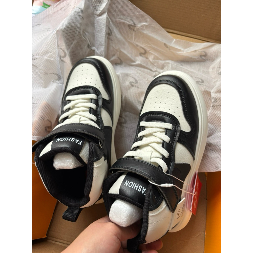 Giày chỉnh hình bàn chân bẹt cho bé trai, bé gái kèm đế lót chỉnh hình - S Shoes