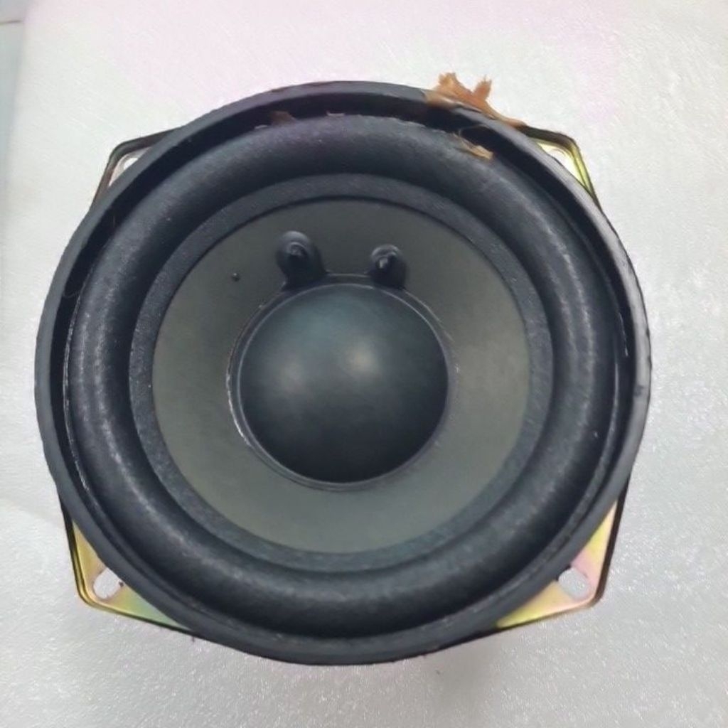 Củ loa SUBWOOFER 4ohm/30w, , 1,3 tấc ,  từ đôi tháo thùng SOUNDMAX, hàng đã qua sử dụng