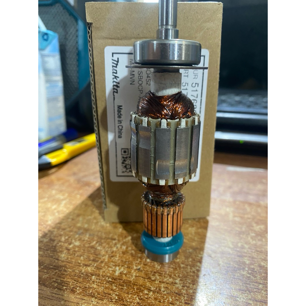 Rotor máy chà nhám rung MT925 M9200