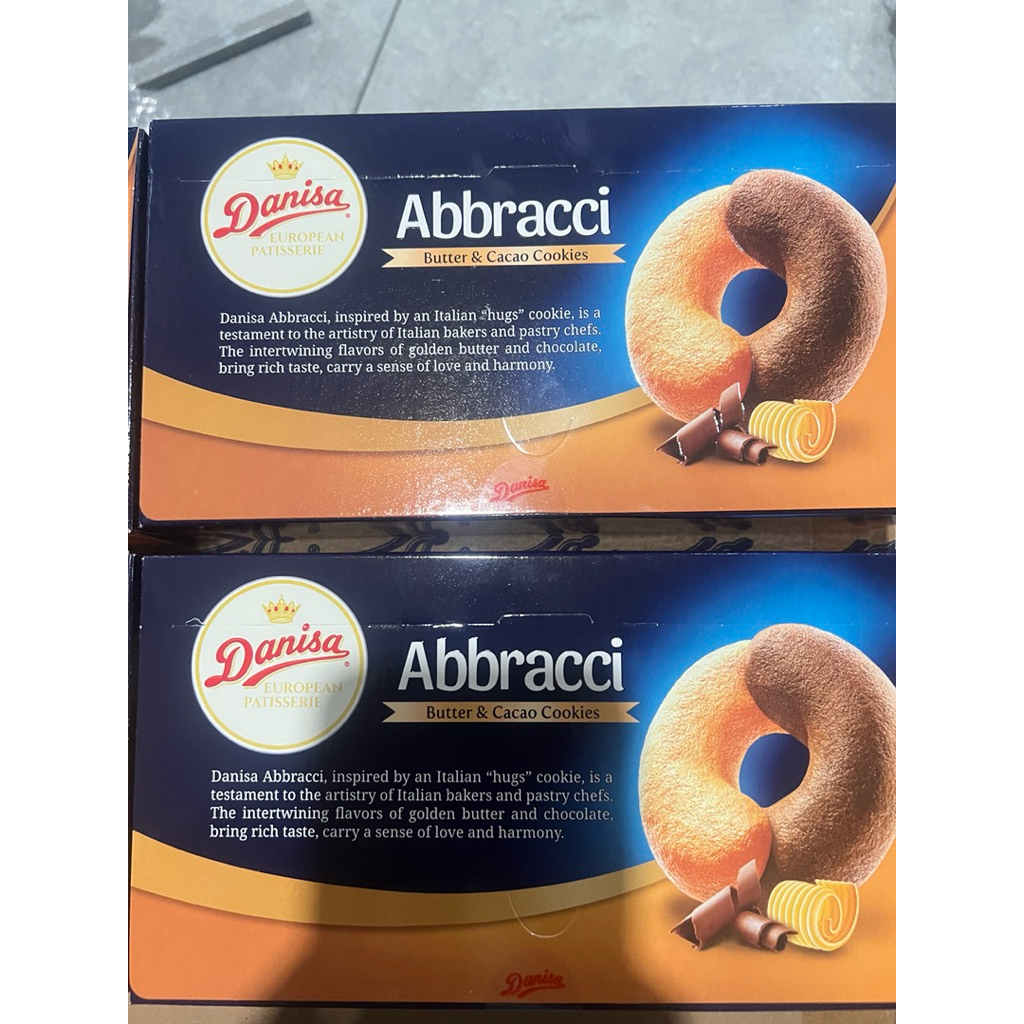 Bánh Quy Danisa Abbracci Vị Bơ Và Cacao Hộp 168G