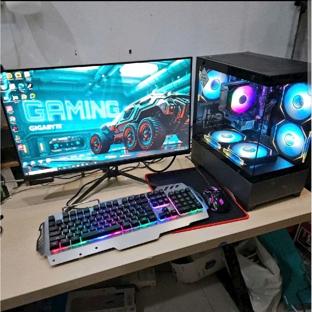 Bộ máy tính Inception đời cao chơi game siêu đẹp