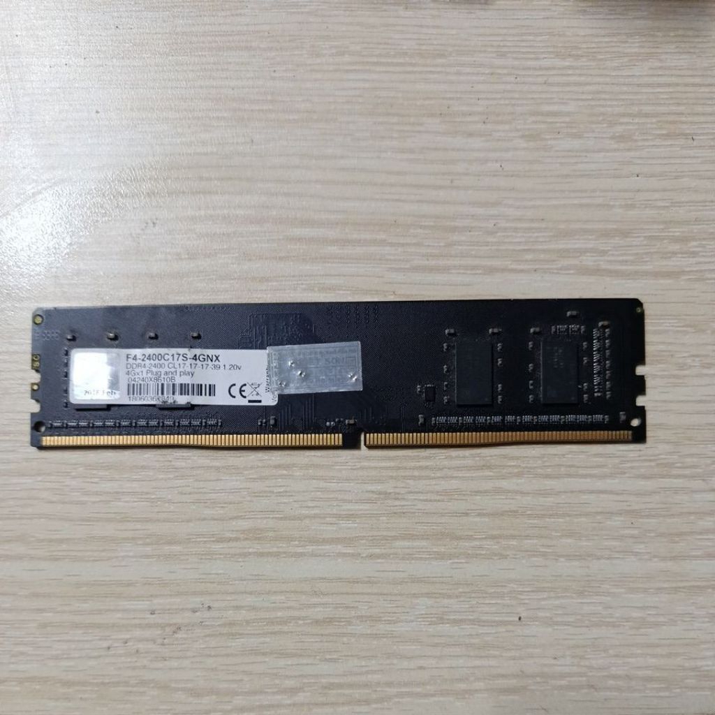 Ram ddr4 4gb Gskill chính hãng tem Viết Sơn