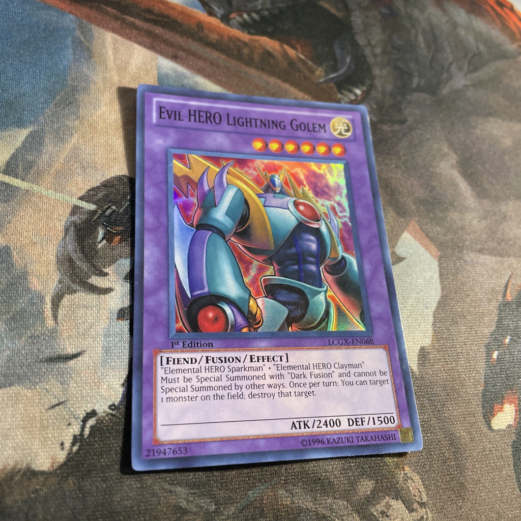 2011 UK mã hiếm LCGX 1st super rare [ Dưa Hấu Yugioh ] Lá bài thẻ Evil HERO Lightning Golem fusion