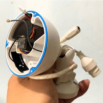 Thân vỏ chụp đuôi kim loại camera Ezviz C3TN H3C 2Mp 3Mp gồm dây nguồn và dây mạng