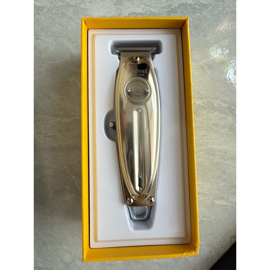 Chấn viền Kemei 1949 màu bạc