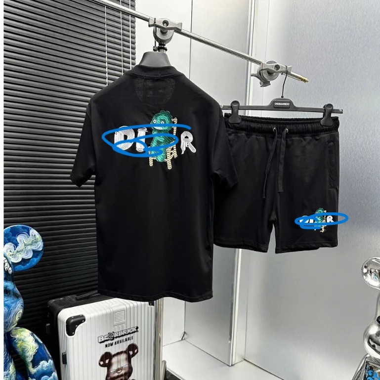 Bộ cộc Nam Mùa hè Khủng Long  xanh thêu ngực phong cách_bộ cộc hè nam mã mới cao cấp