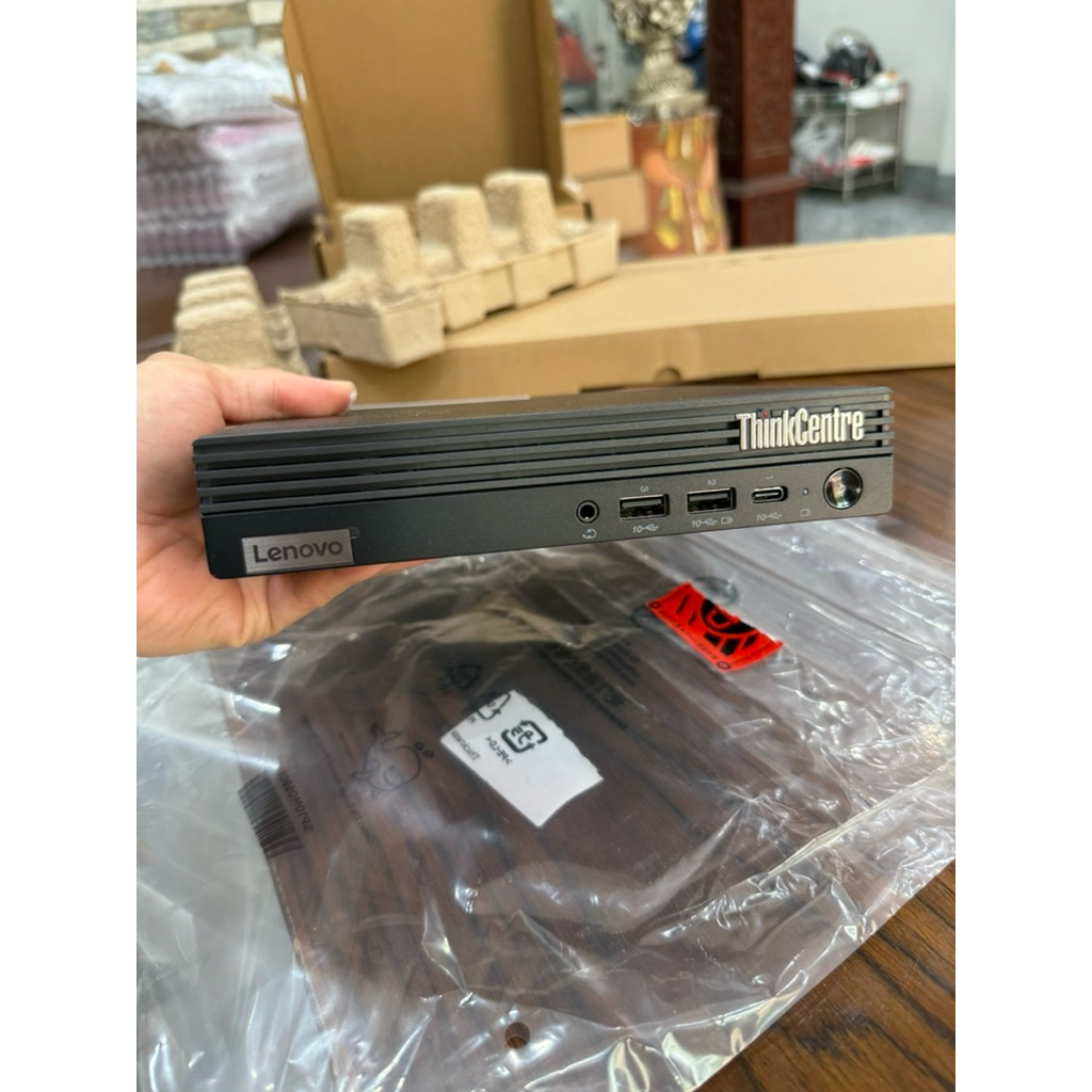 Máy tính mini Lenovo Thinkcentre M75Q mới mở hộp, AMD Ryzen 7 8700GE, GPU Radeon 780M