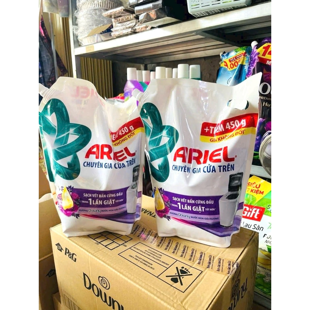 Nước giặt Ariel chuyên gia cửa trên