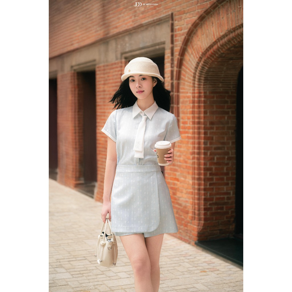 Set Áo Sơ Mi Dáng Suông Cổ Đức Cà Vạt 2T09.2601, Quần Váy Phối Tà Bung 3S02.2601, Set Đồ Monogram Cá Tính Thanh Lịch JM | BigBuy360 - bigbuy360.vn