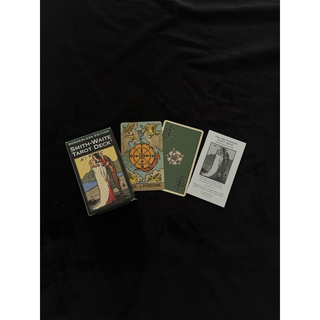Smith–Waite Tarot – Borderless Edition
