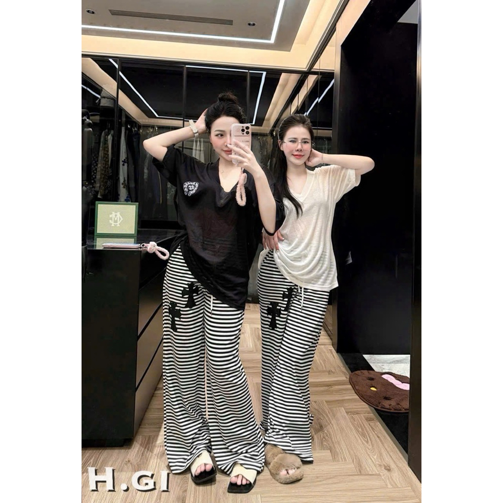 SET BỘ CHOME NỮ DÁNG THỤNG CỔ V KÈM QUẦN KẺ SIÊU HOT HACK DÁNG CHUẨN L1 CHẤT ĐẸP