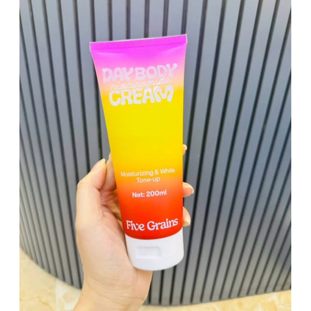[HÀNG CTY ĐỦ BILL] Kem Body Five Grains 200ml Chính Hãng – Kem Dưỡng Ban Ngày, Dưỡng Ẩm Dưỡng Trắng 
