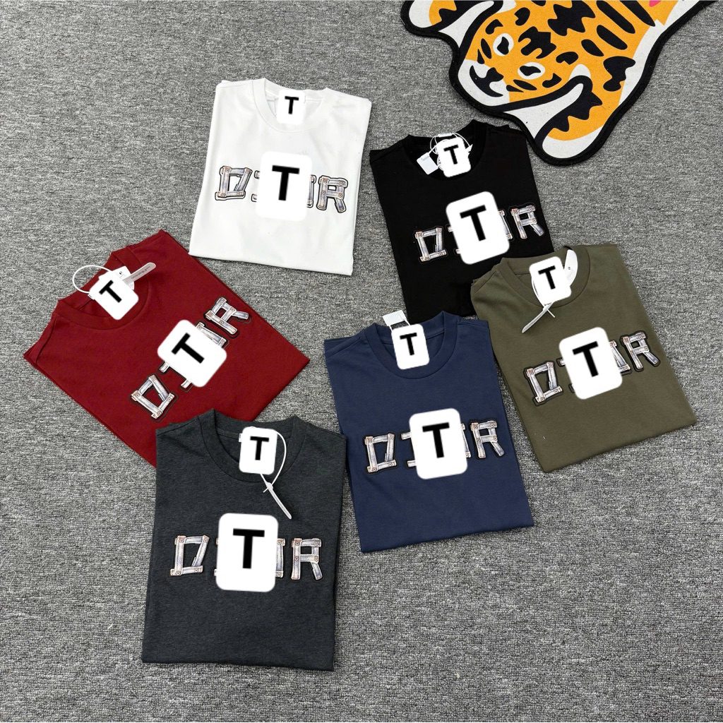 Áo Phông Do Iiii Dán Chữ Hàng Sắc Nét Đến Từng Chi Tiết- Áo Như Áo