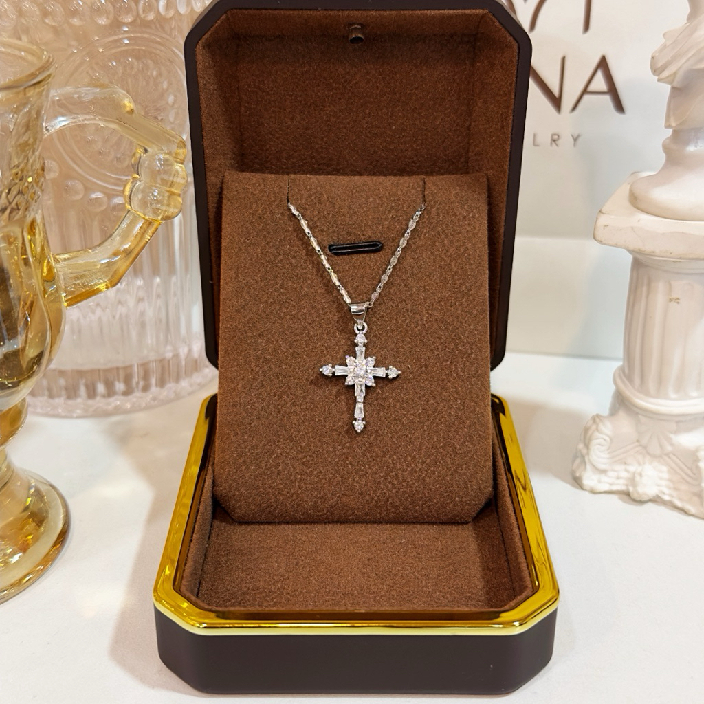 Dây chuyền bạc mặt thánh giá thiết kế Luxury - MINA JEWELRY