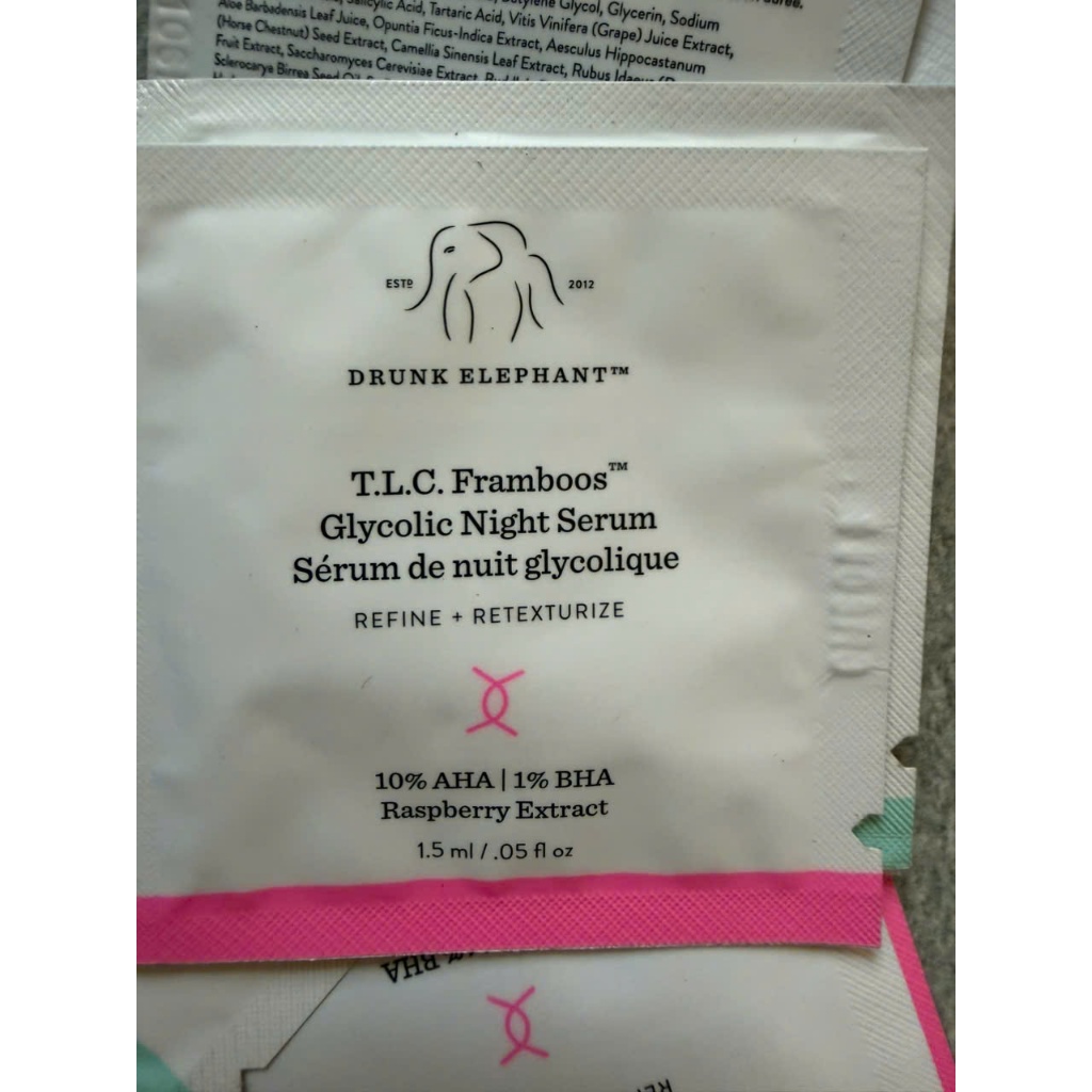 Serum ban đêm Drunk Elephant T.L.C. Framboos Glycolic.