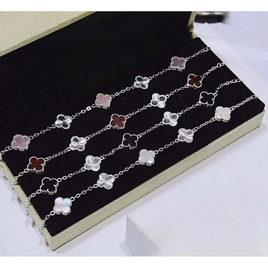 Lắc tay cỏ 4 lá 8mm phay bạc ta các mầu