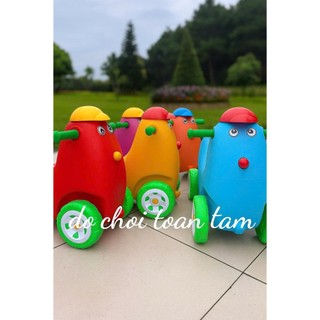 Xe chòi chân nhựa nhập khẩu, giá tốt cho mọi gia đình