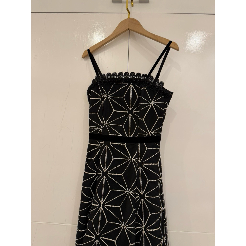 Thanh lý đầm Elise XS