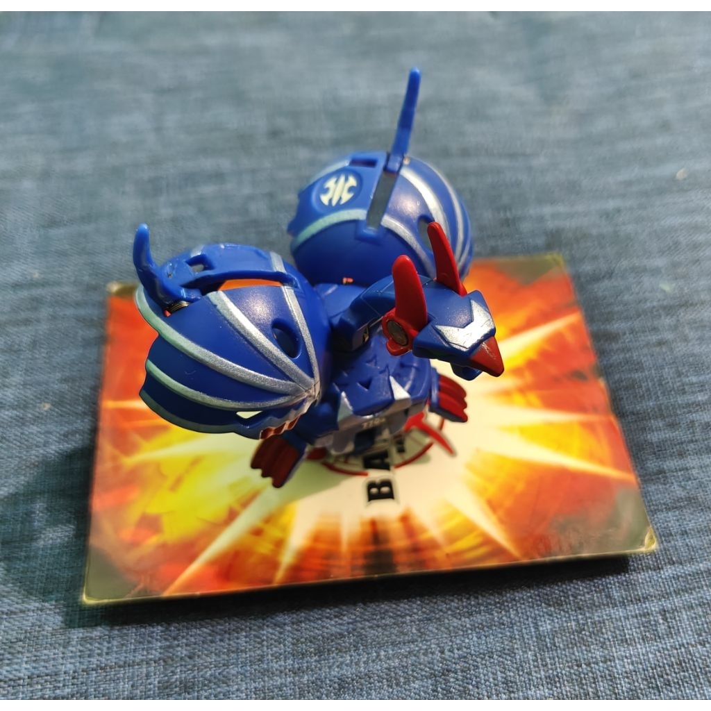 Bakugan Raptorix (xoay)
