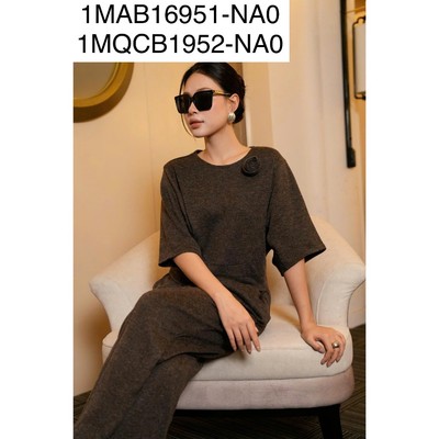 Set Bộ Áo Quần Hè Nữ MY WAY Đính Hoa Cao Cấp 1MAB16951H 1MQCB1952