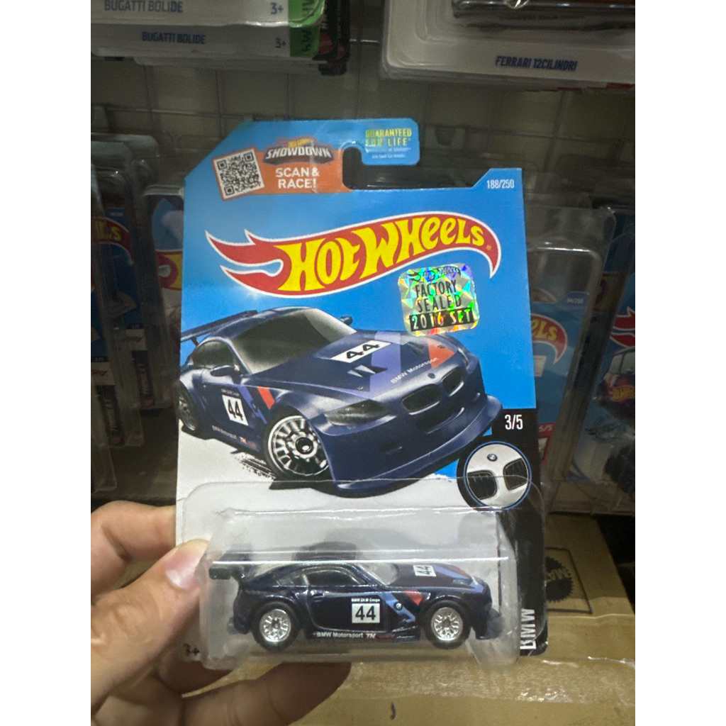 (Hoả tốc SG) Xe mô hình 1:64 HotWheels chính hãng Mattel Super Treasure Hunt STH BMW Z4 M Motorsport