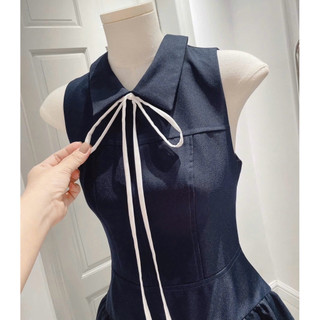 ĐẦM XOÈ TẦNG KHOÉT EO