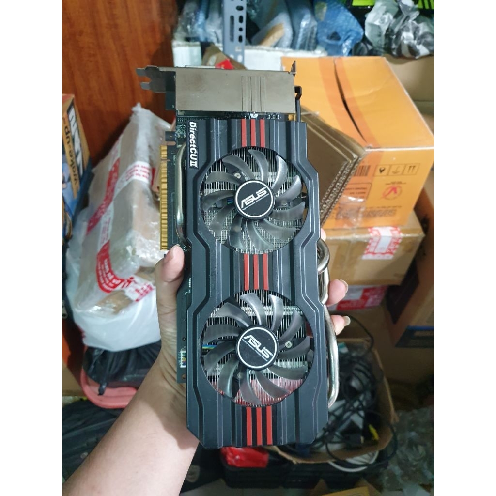 nvidia gtx 660ti 2g mát,chơi game phổ thông như liên minh,cf,fifa,valorant...