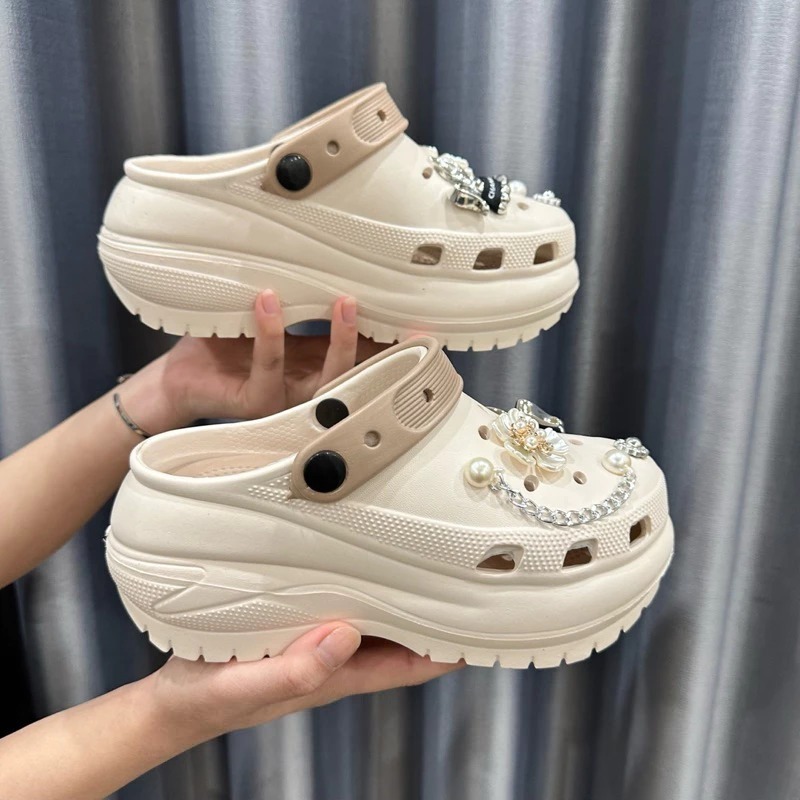 Dép Sục Nữ Charm Đá Ngẫu Nhiên Đế 8cm Bản Mới Êm Chân Trang Trí Dễ Thương Phong Cách Hàn Quốc[8998]