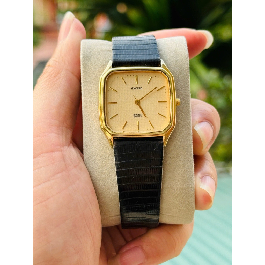 Đồng hồ Tank Citizen Exceed quartz cao cấp, kính saphia, bọc vàng 30mc dày.