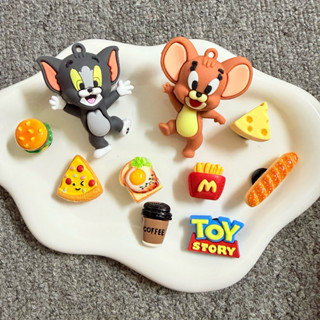 Bộ 10 Charm Sticker T&J mẫu 1 Dùng Gắn Dép Cross, Dép Xốp, Dép Sục