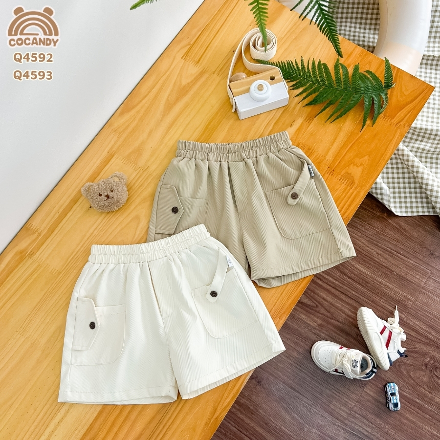 Set cho bé -Quần cộc XANH RÊU, ĐEN túi nắp COCANDY và Áo CỘC thun trắng có cổ của COCANDY mã Q2951