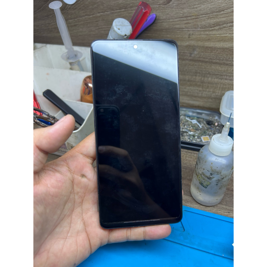 Màn hình điện thoại samsug a71 lcd phảng quang cũ ép kính