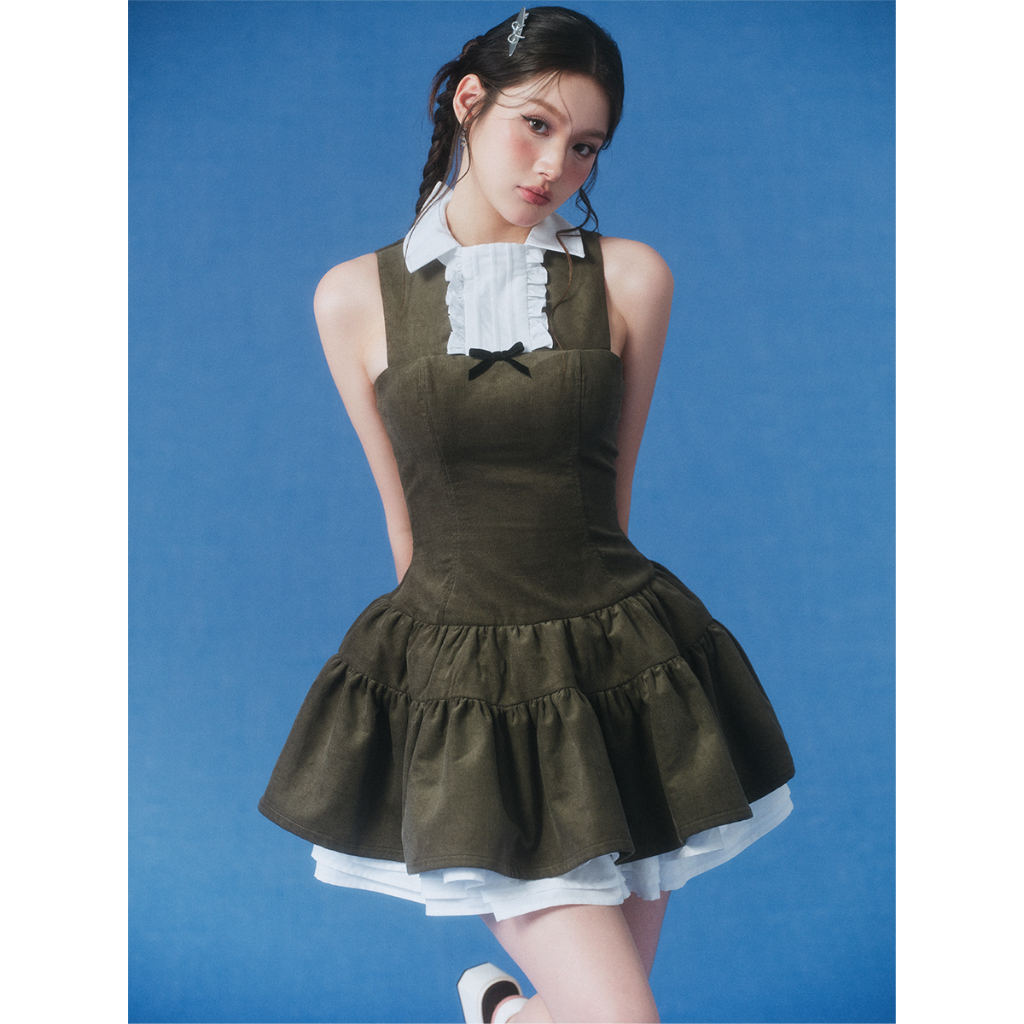 [MIROURI] NORA DRESS - Váy Thiết Kế Dáng Xòe Tầng Phối Cổ Sơ Mi Bèo - Đầm Sát Nách Màu Rêu Vintage