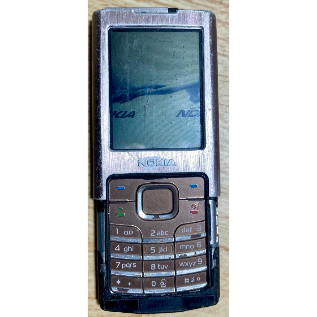 Xác Nokia 6500c main sống lên màn xấu , giật giật lúc đc lúc méo chữ, ae thợ lụm về làm gì làm nghiê