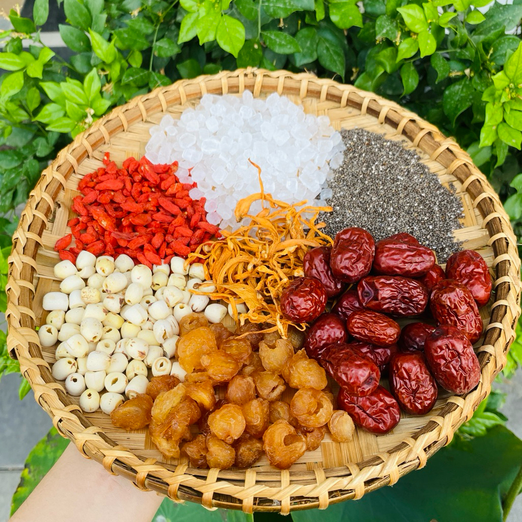 COMBO 7 MÓN NGUYÊN LIỆU CHƯNG KÈM YẾN SÀO KHÁNH HOÀ - SM Nest