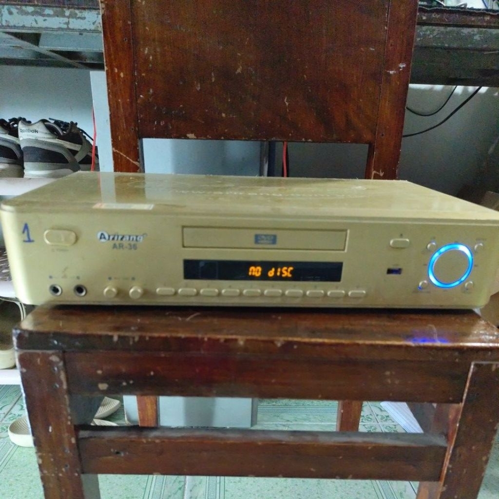 xác hư đầu đĩa CD-DVD karaoke Arirang AR-36 còn nguồn, nguyên tem, chưa bung, mua về sửa lại hoặc lấ
