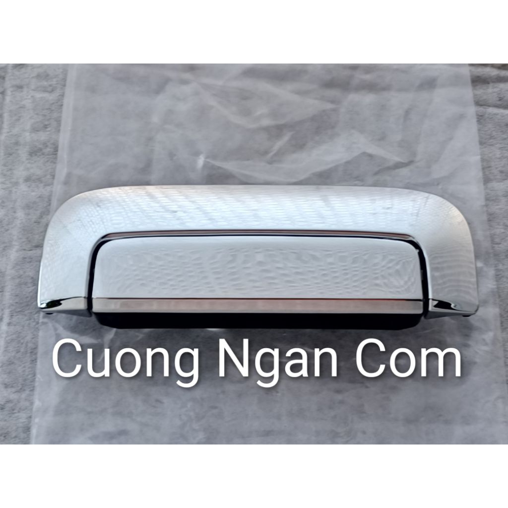 Tay mở cửa thùng xe (Handle rear body rear gate out) Triton KK3T 4D56 5746A153