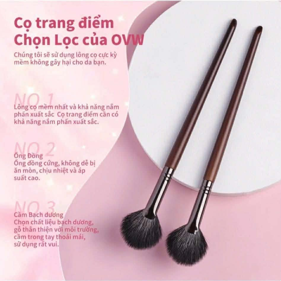 Cọ Quạt Highlight OVW N42 Lông Siêu Mềm Tán Phấn Bắt Sáng Tự Nhiên
