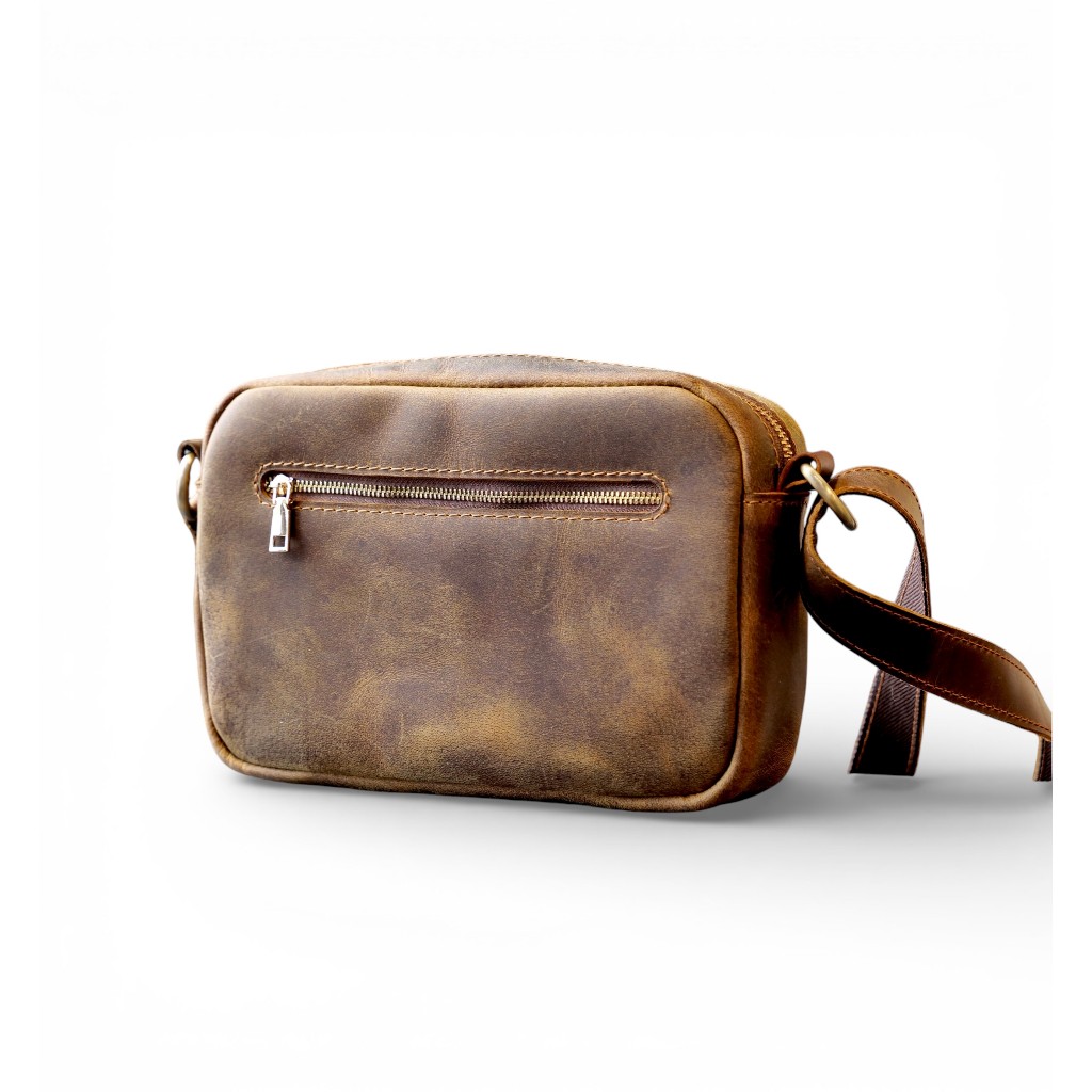 Túi Đeo Chéo Hộp Ngang Da Bò Sáp - January Classic