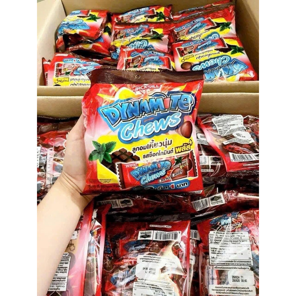 Kẹo Dynamite socola bạc hà (1 bịch 125g). Hàng nhập Thái