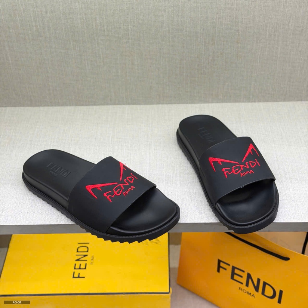 Dép Quai Ngang Fendi Roma Logo Đỏ Đen Cao Cấp