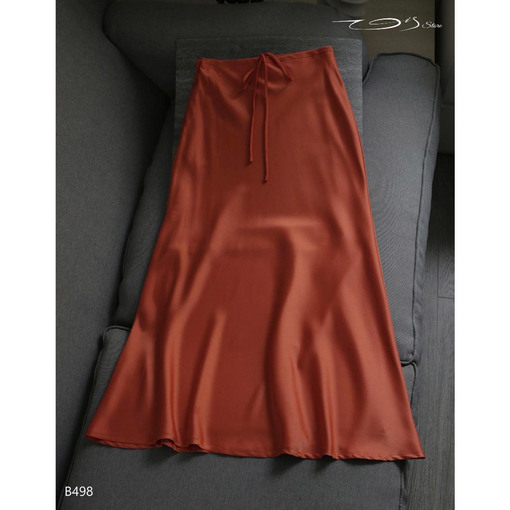 Vis Store - Chân váy lụa đuôi cá đính nơ sanh trọng