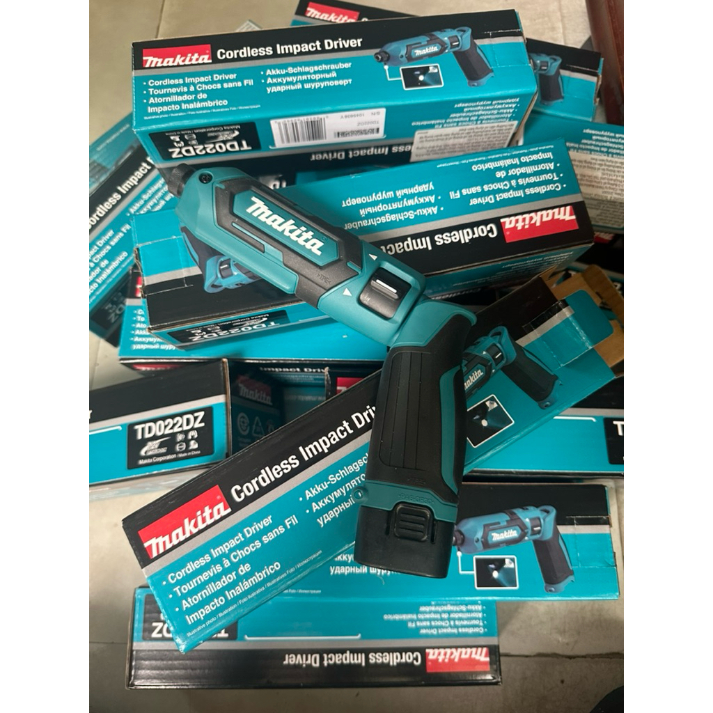 Vít gập makiita 7.2v TD022D new hãng mới 100% Hệ có búa có điều tốc.