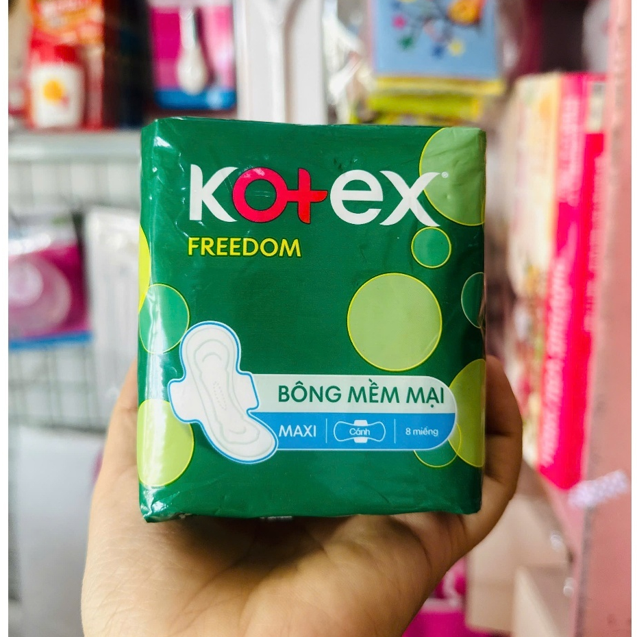 BĂNG VỆ SINH KOTEX FREEDOM MAXI CÁNH 8 MIẾNG XANH LÁ
