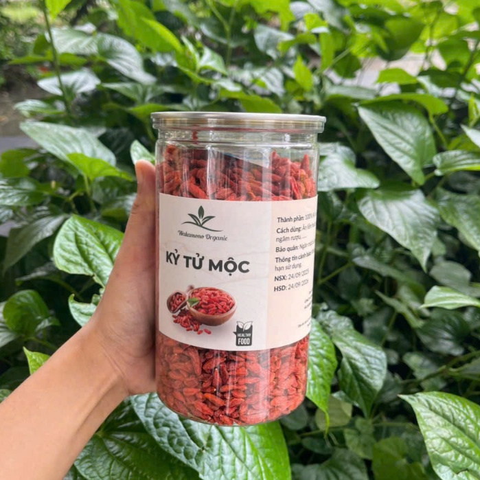 Kỷ tử đỏ Wakamono Organic vùng Ninh Hạ khô tự nhiên, không sấy lưu huỳnh, hạt đều, ngọt.