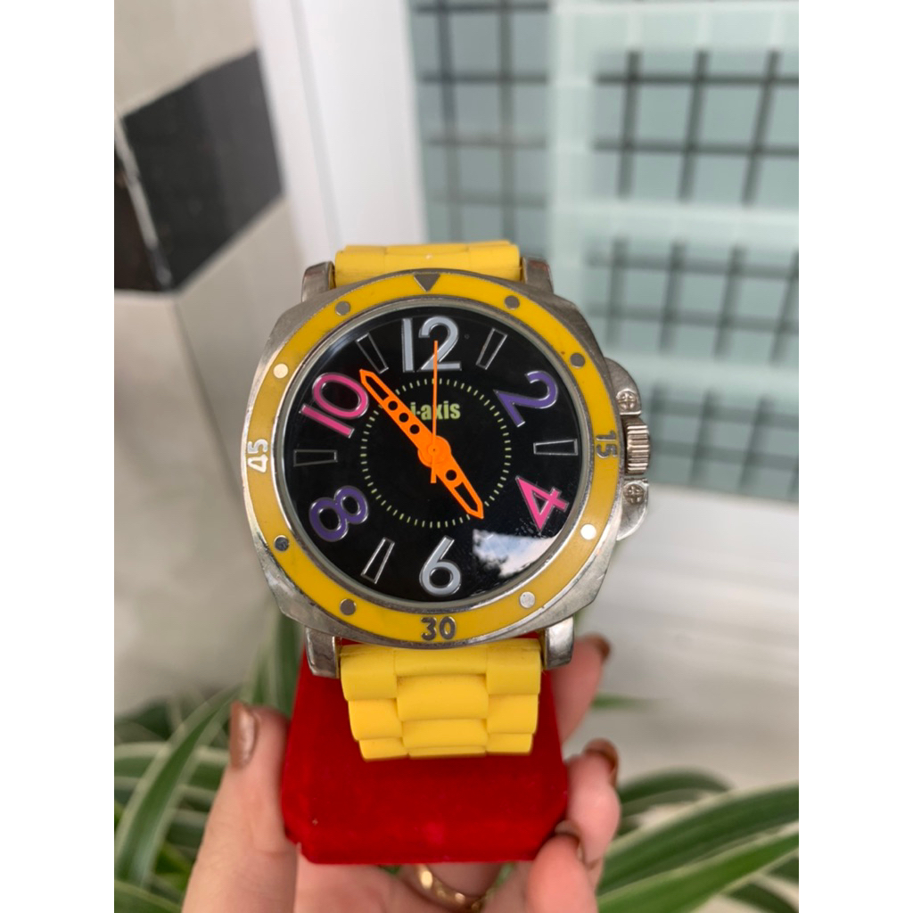 Đồng hồ Silicon J-Axis Nhật