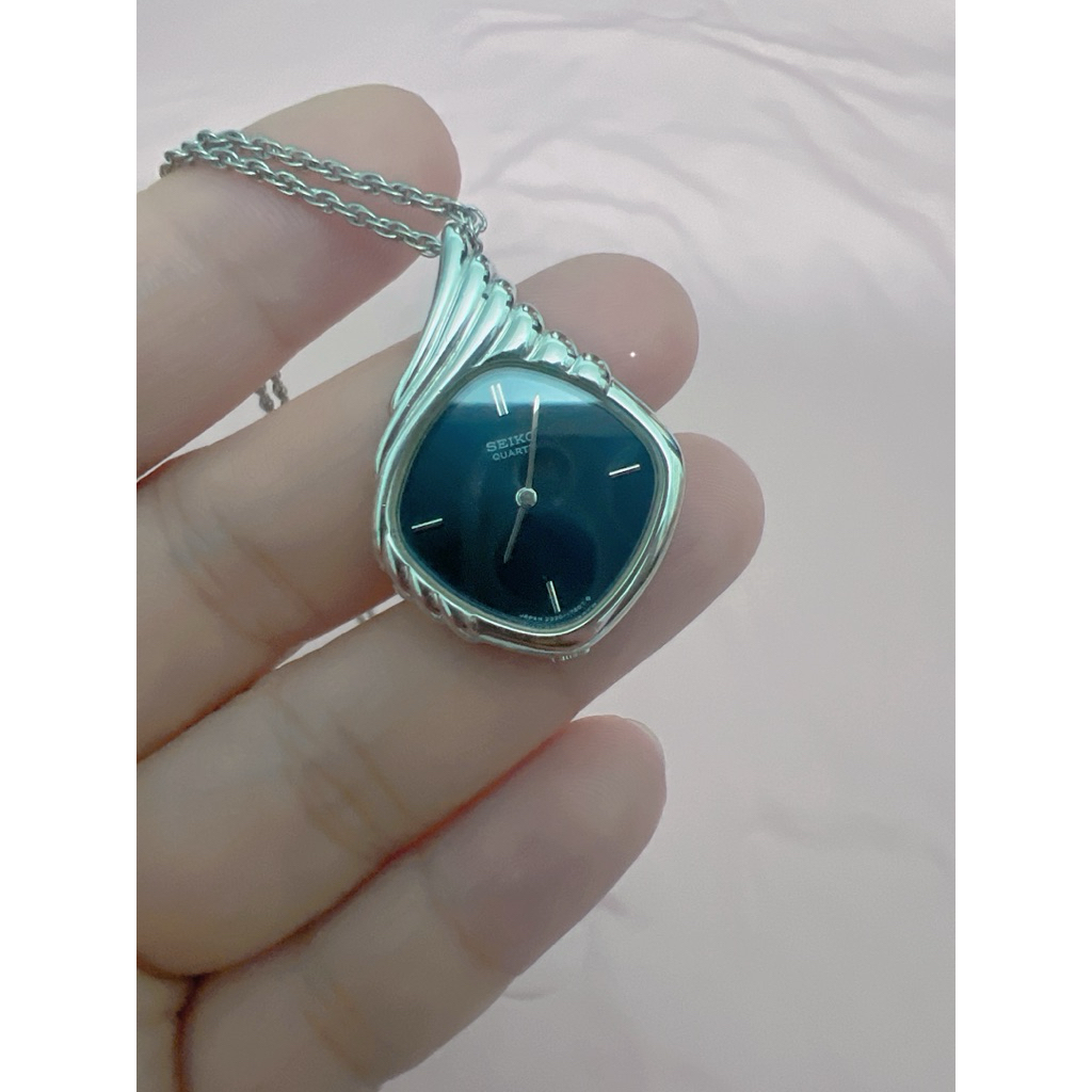 mặt dây chuyền đồng hồ hiệu citizen quartz