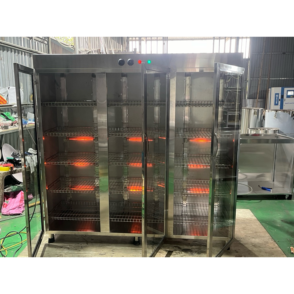 Tủ sấy bát đĩa công nghiệp tiệt trùng T-Star