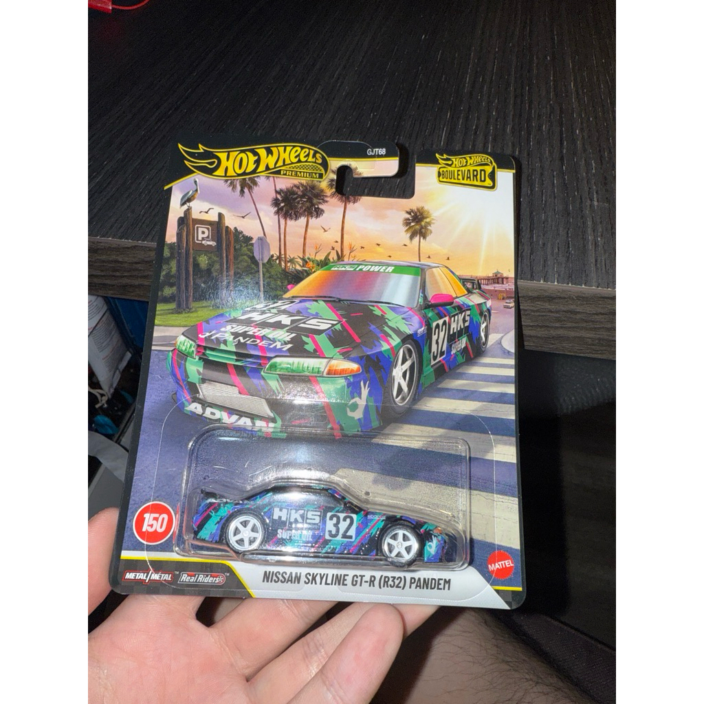 Hotwheels Premium Nissan Skyline GTR R32 Pandem/ mô hình ô tô