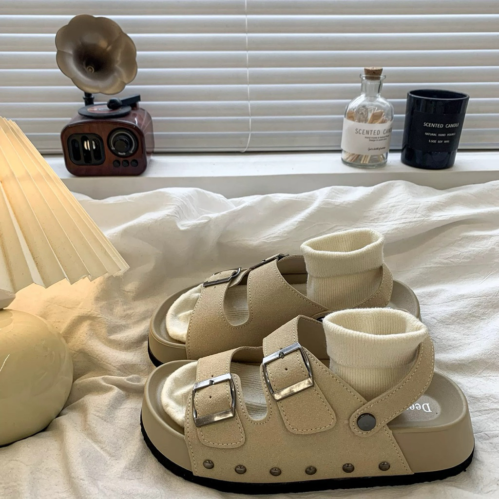 Dép Sandal Quai Hậu Nữ Đế Cao 4-5cm 2 Khuy Tán Đinh Mới | BigBuy360 - bigbuy360.vn